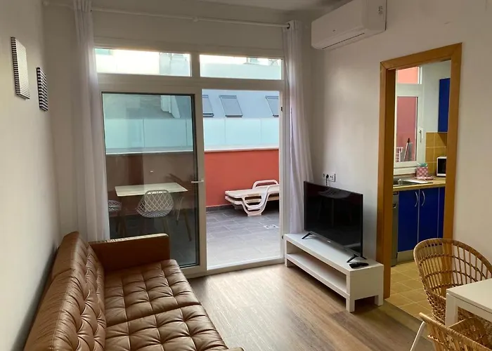 Apartamentos Con Terraza Rosamar 公寓 *